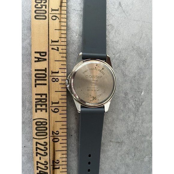 Gossip Gray & Silver Toned Wrist Watch Rubber Band Unisex - Picture 4 of 4